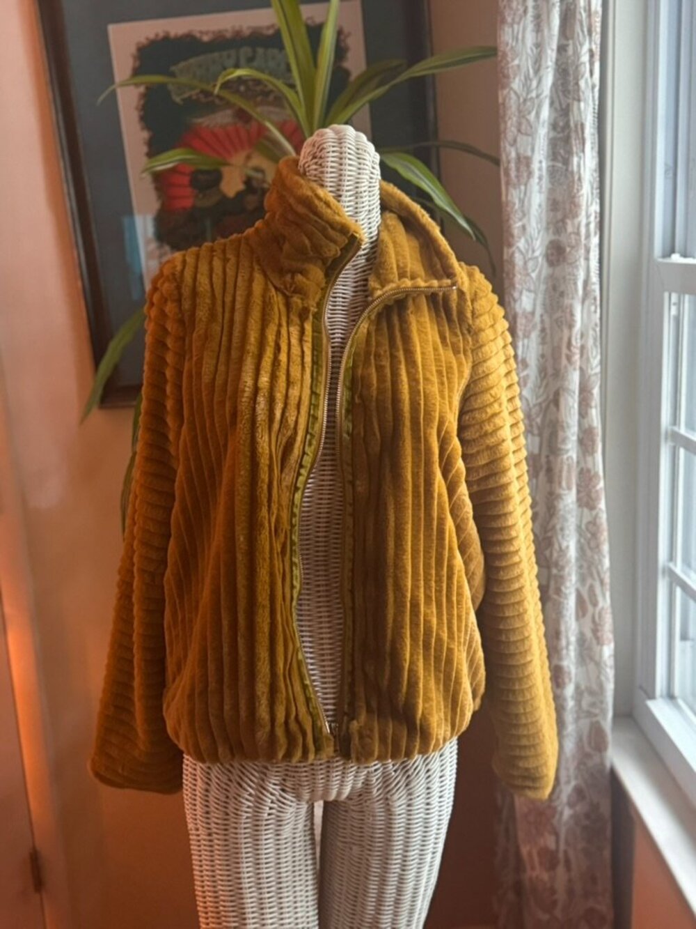 MYSTREE NWOT Women' Gold/Chartreuse Faux Fur Jacket (so soft)